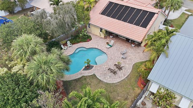 3800 Riverside Way, Delray Beach, FL 33445