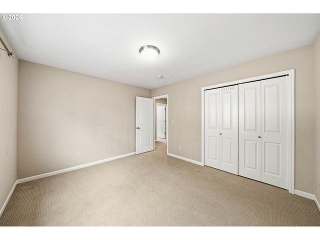 9445 Nw HARVEST HILL Dr, Portland, OR 97229