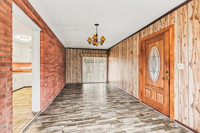 1324 Seays Road, Liberty, NC 27298