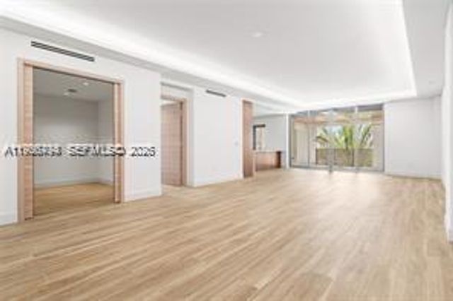 515 Valencia Ave 303, Coral Gables, FL 33134