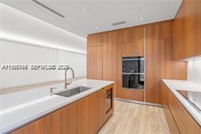 515 Valencia Ave 303, Coral Gables, FL 33134