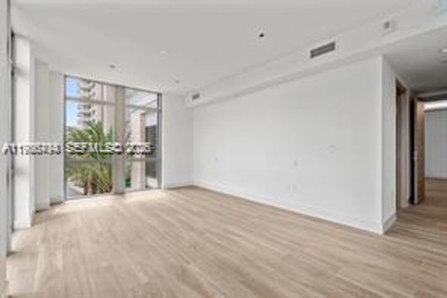 515 Valencia Ave 303, Coral Gables, FL 33134