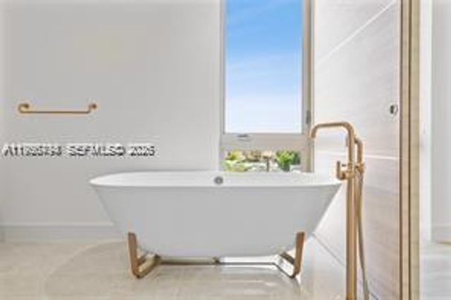 515 Valencia Ave 303, Coral Gables, FL 33134