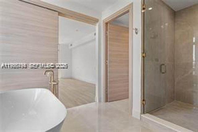 515 Valencia Ave 303, Coral Gables, FL 33134