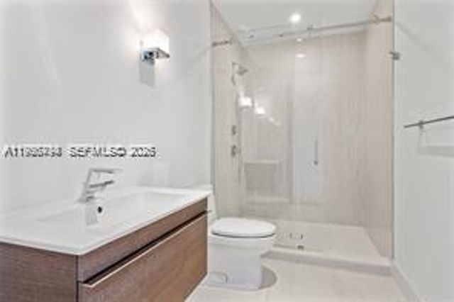 515 Valencia Ave 303, Coral Gables, FL 33134