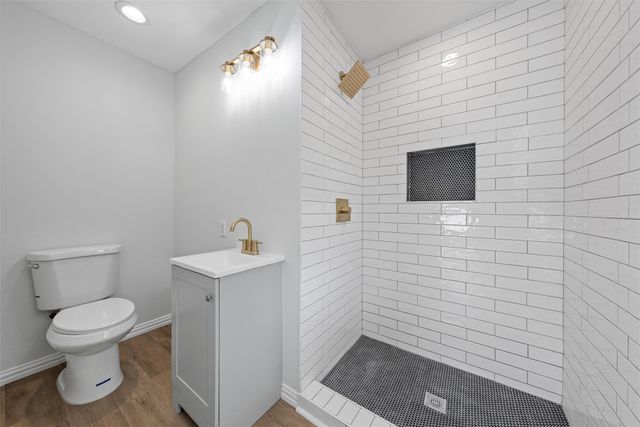 2416 Lake Air Drive, Waco, TX 76710