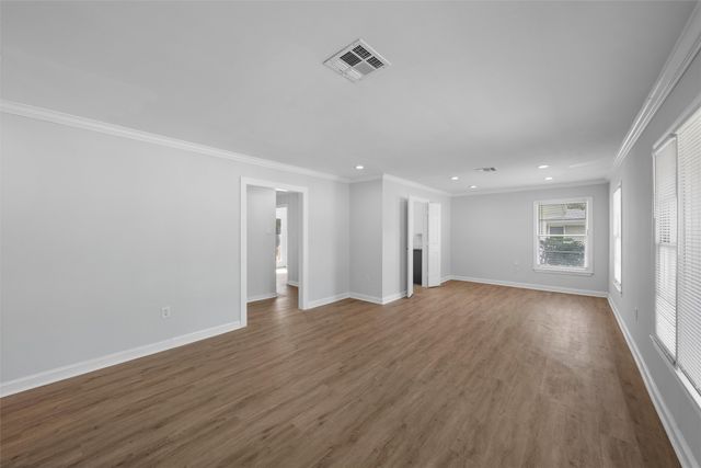 2416 Lake Air Drive, Waco, TX 76710