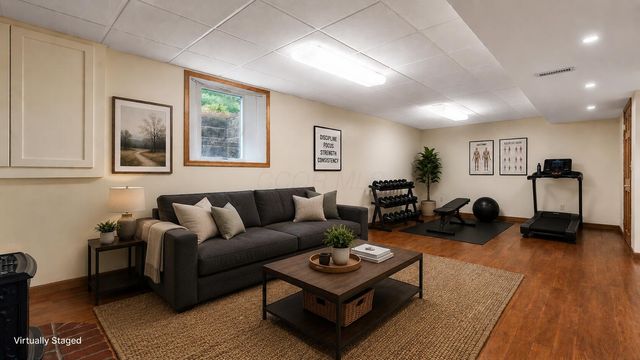 125 Cassidy Court, Granville, OH 43023