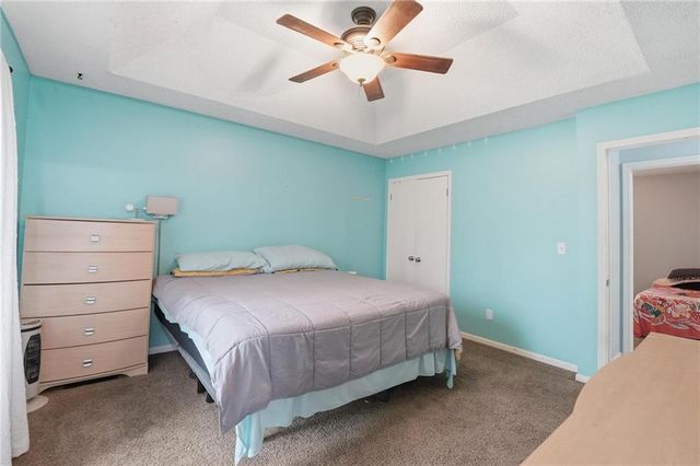 9201 W 48th Terrace, Merriam, KS 66203