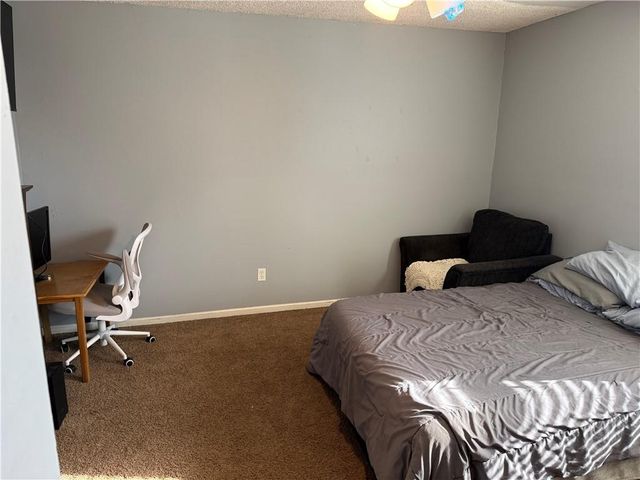 9201 W 48th Terrace, Merriam, KS 66203