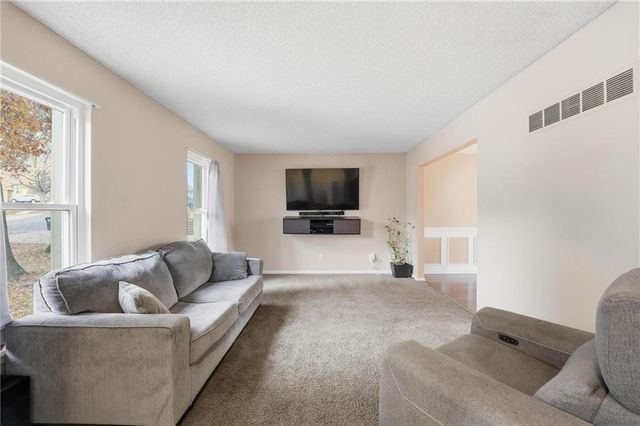 9201 W 48th Terrace, Merriam, KS 66203