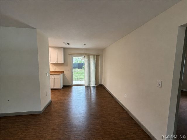 9620 W Gardeners Lane, Crystal River, FL 34428