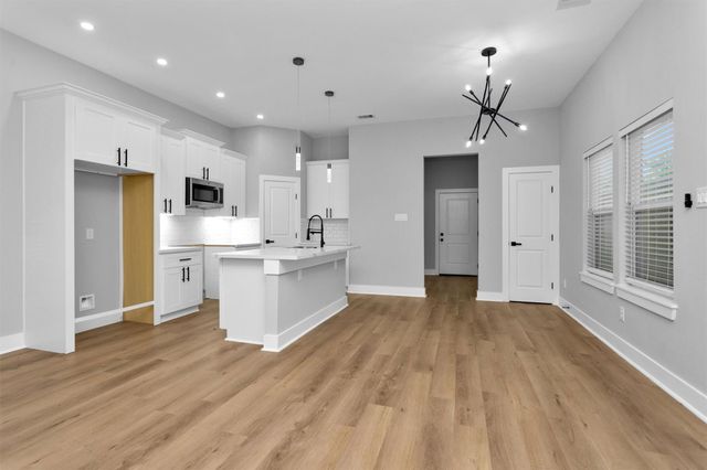 6918 Dumble Street B, Houston, TX 77021