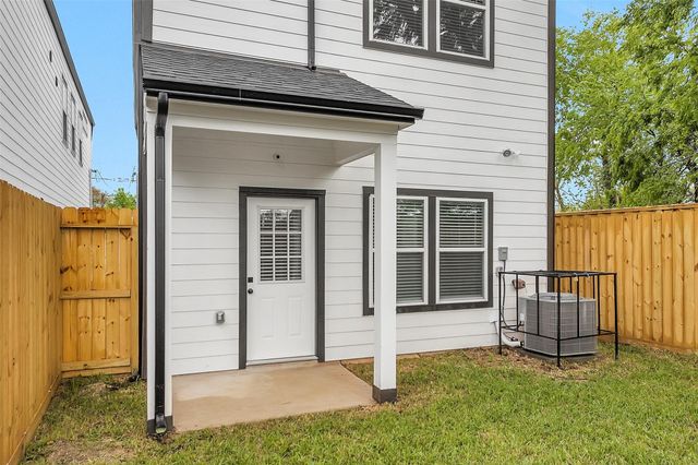 6918 Dumble Street B, Houston, TX 77021