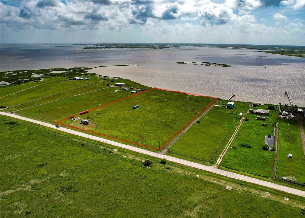 240,238,228 Retreat Dr, Taft, TX 78390 — photo 4