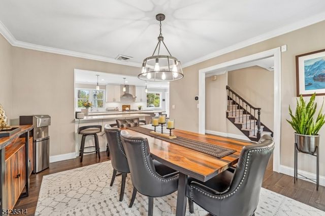 52 Stonefence Rd, Oakland Boro, NJ 07436