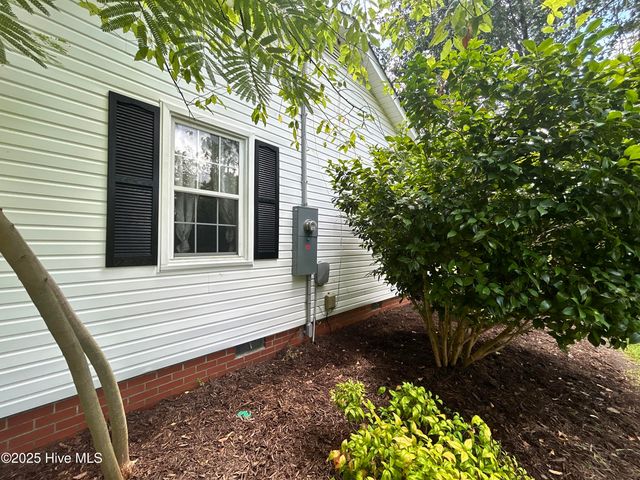 8917 Us 264 Hwy E, Washington, NC 27889