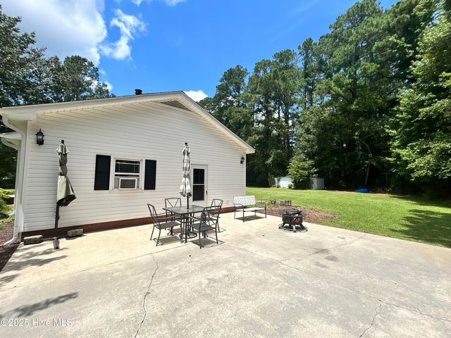 8917 Us 264 Hwy E, Washington, NC 27889