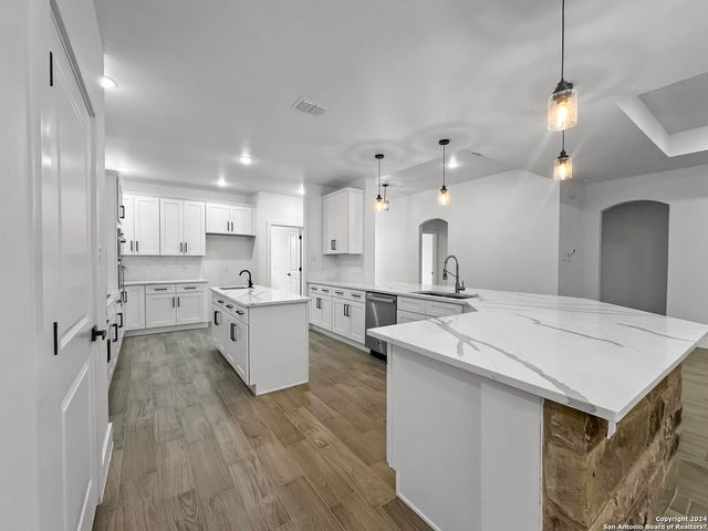 111 S Jesse Stiff, Blanco, TX 78606