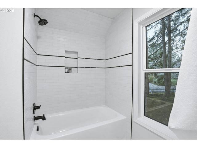 4530 Nw 147TH Ave, Portland, OR 97229