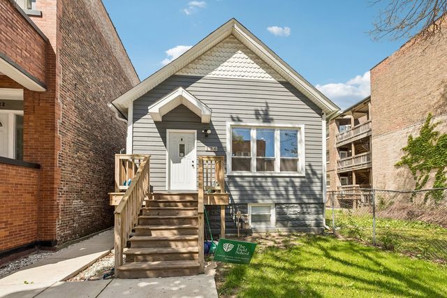 126 N Leamington Avenue, Chicago, IL 60644