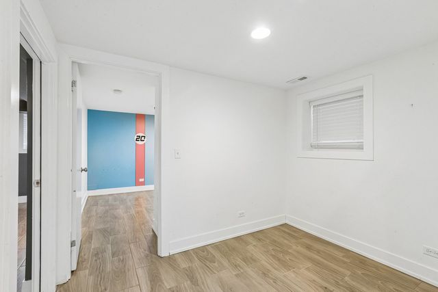 126 N Leamington Avenue, Chicago, IL 60644