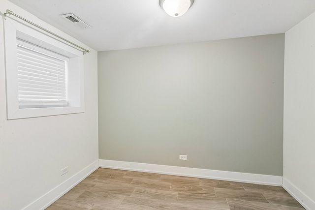 126 N Leamington Avenue, Chicago, IL 60644