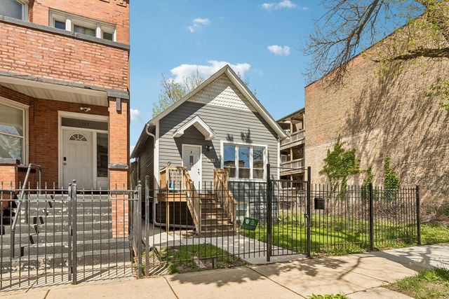 126 N Leamington Avenue, Chicago, IL 60644