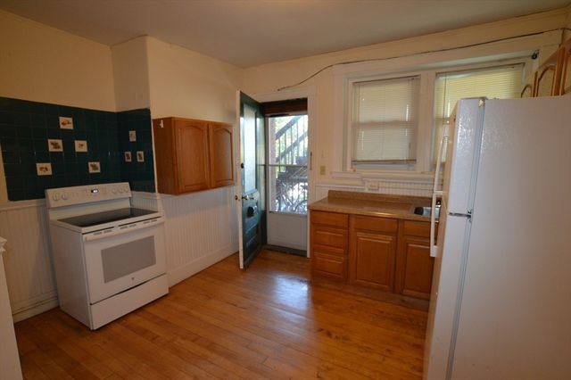 15 Lynde 12.5, Salem, MA 01970