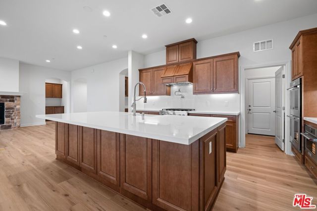 3617 Pathway Court, Bakersfield, CA 93311