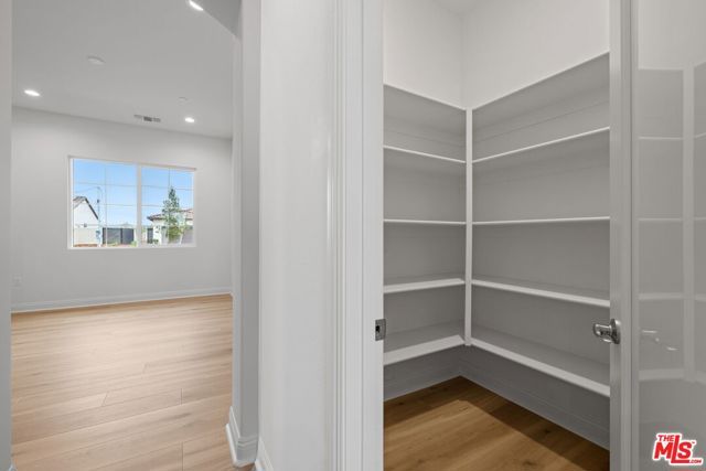 3617 Pathway Court, Bakersfield, CA 93311