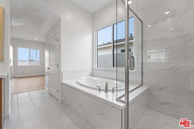 3617 Pathway Court, Bakersfield, CA 93311