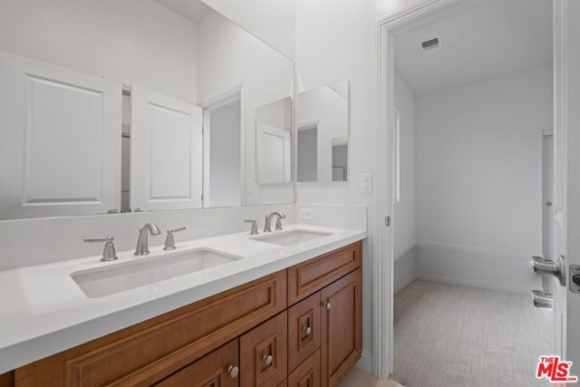 3617 Pathway Court, Bakersfield, CA 93311