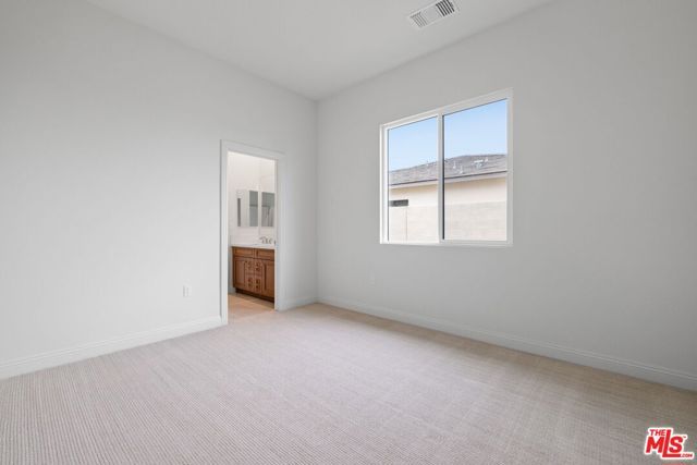 3617 Pathway Court, Bakersfield, CA 93311