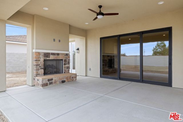 3617 Pathway Court, Bakersfield, CA 93311