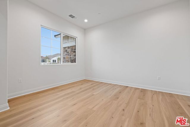 3617 Pathway Court, Bakersfield, CA 93311