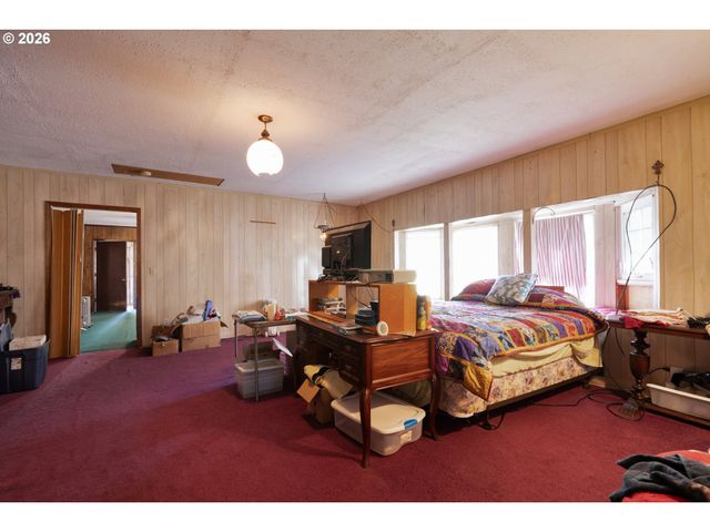 4665 W SILVERSANDS St, Tillamook, OR 97141