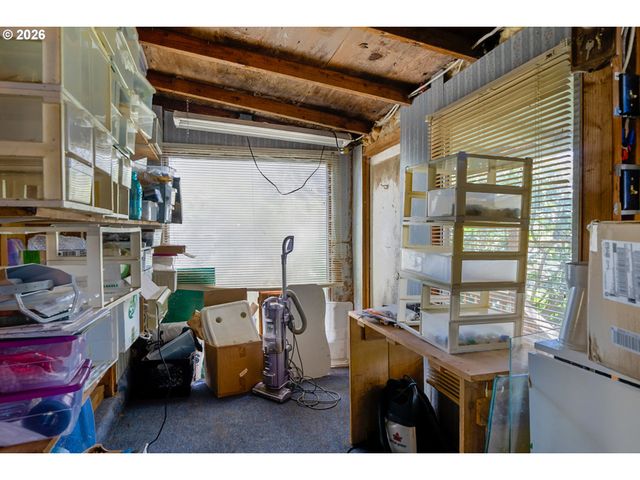 4665 W SILVERSANDS St, Tillamook, OR 97141