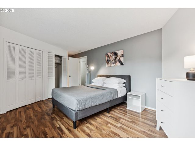 68646 E FAIRWAY ESTATES Rd, Welches, OR 97067