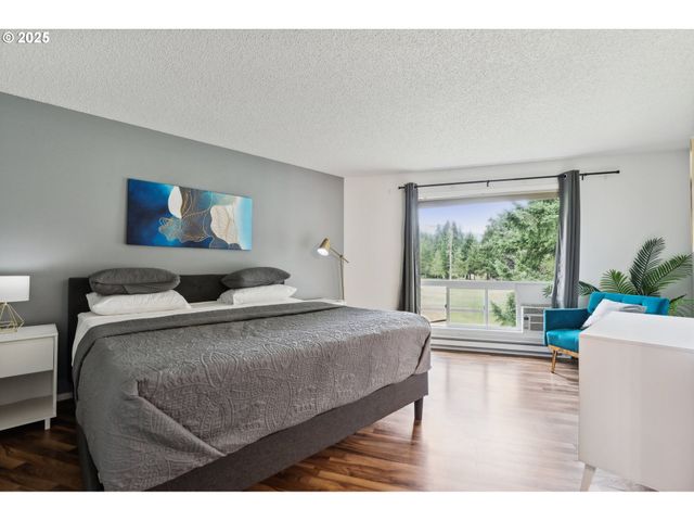 68646 E FAIRWAY ESTATES Rd, Welches, OR 97067