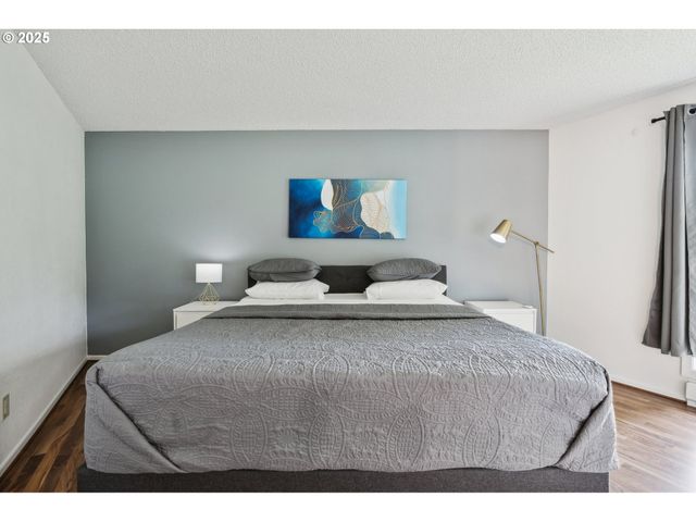 68646 E FAIRWAY ESTATES Rd, Welches, OR 97067