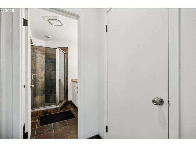 68646 E FAIRWAY ESTATES Rd, Welches, OR 97067