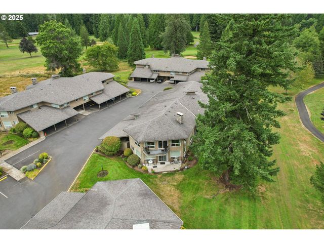 68646 E FAIRWAY ESTATES Rd, Welches, OR 97067