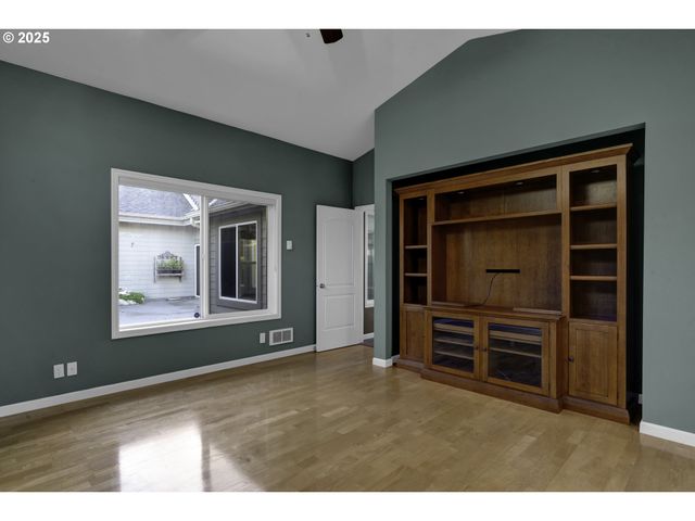 88765 SHORELINE Loop, Florence, OR 97439