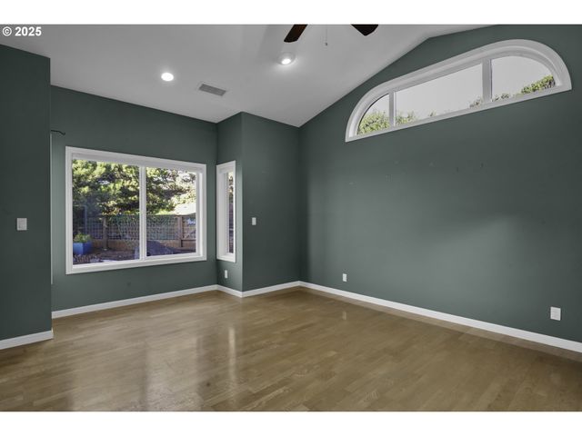 88765 SHORELINE Loop, Florence, OR 97439