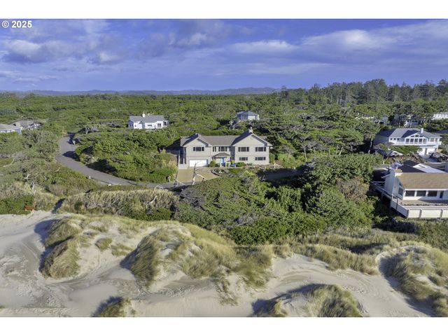 88765 SHORELINE Loop, Florence, OR 97439