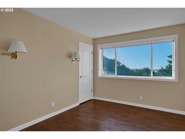 88765 SHORELINE Loop, Florence, OR 97439