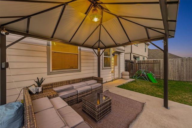 23639 Buttress Root Drive, Spring, TX 77373