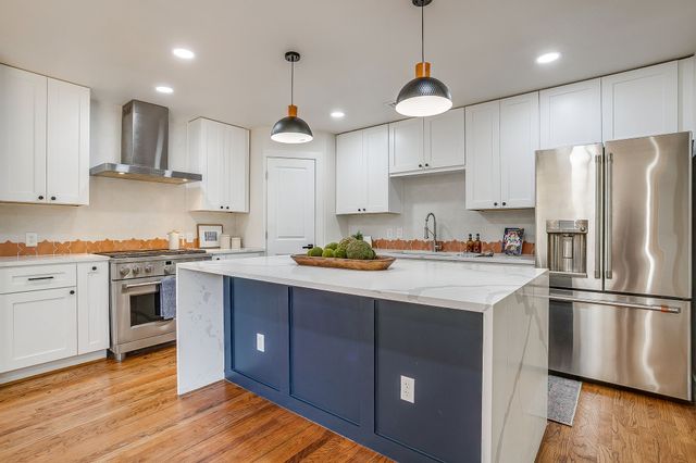 3504 Plymouth Avenue, Fort Worth, TX 76109