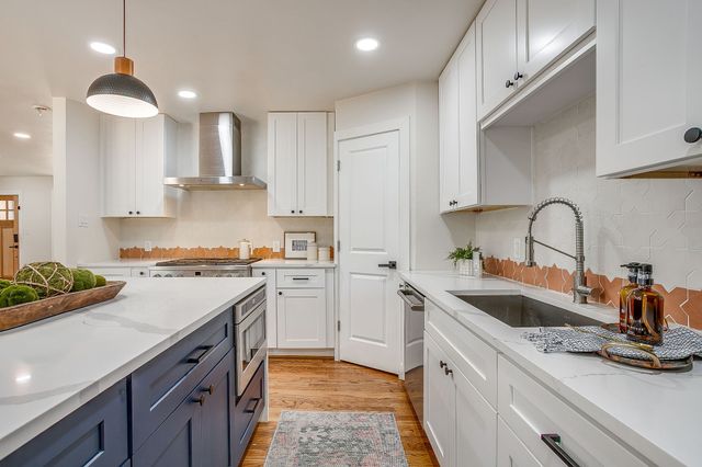 3504 Plymouth Avenue, Fort Worth, TX 76109